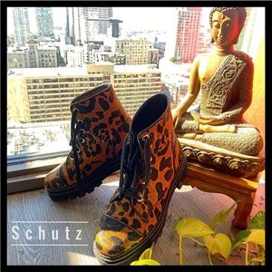 Schutz leopard print cowhide leather upper combat boots NWOB - 7.5